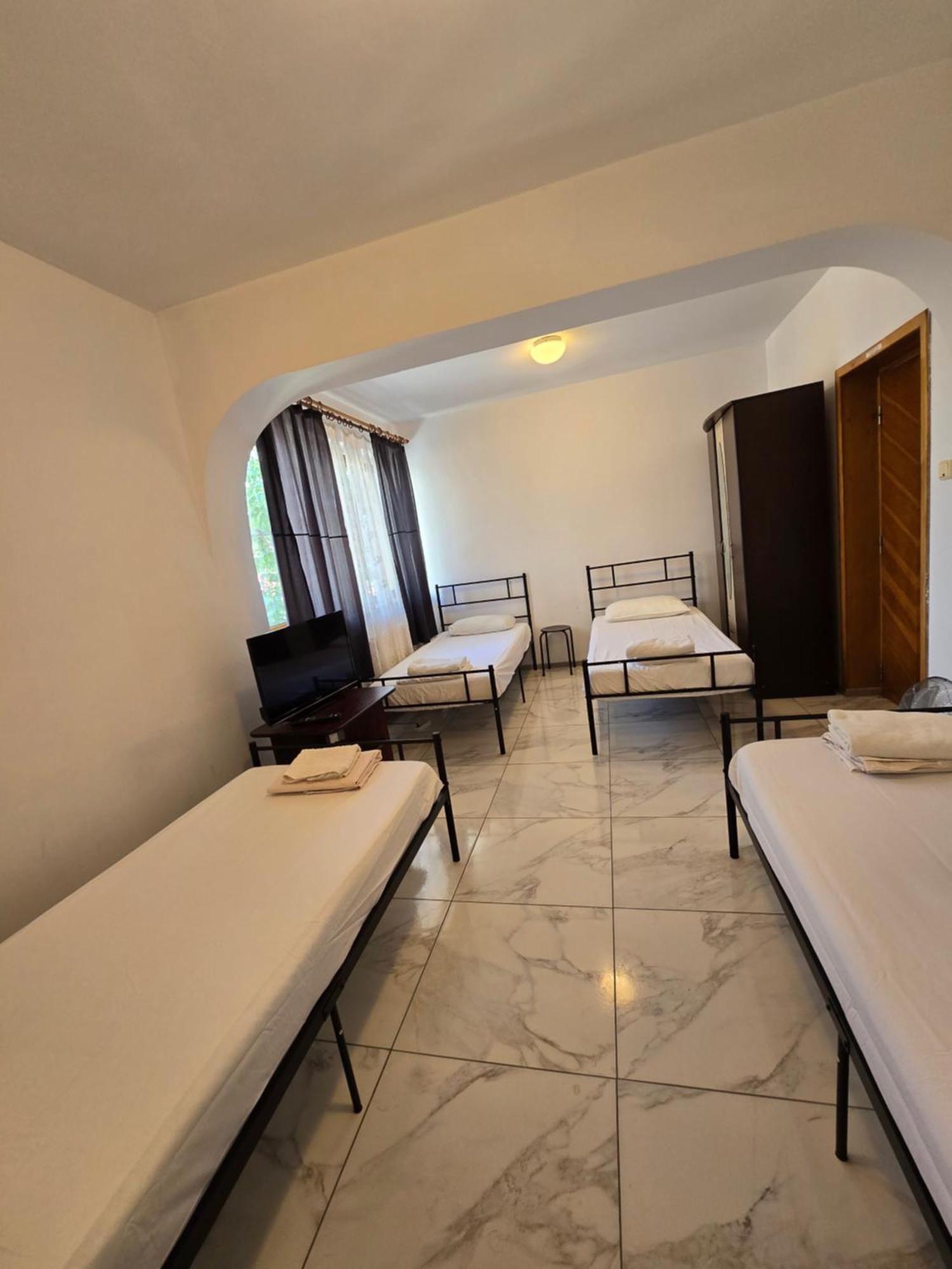 Z Villa Bucharest Luaran gambar