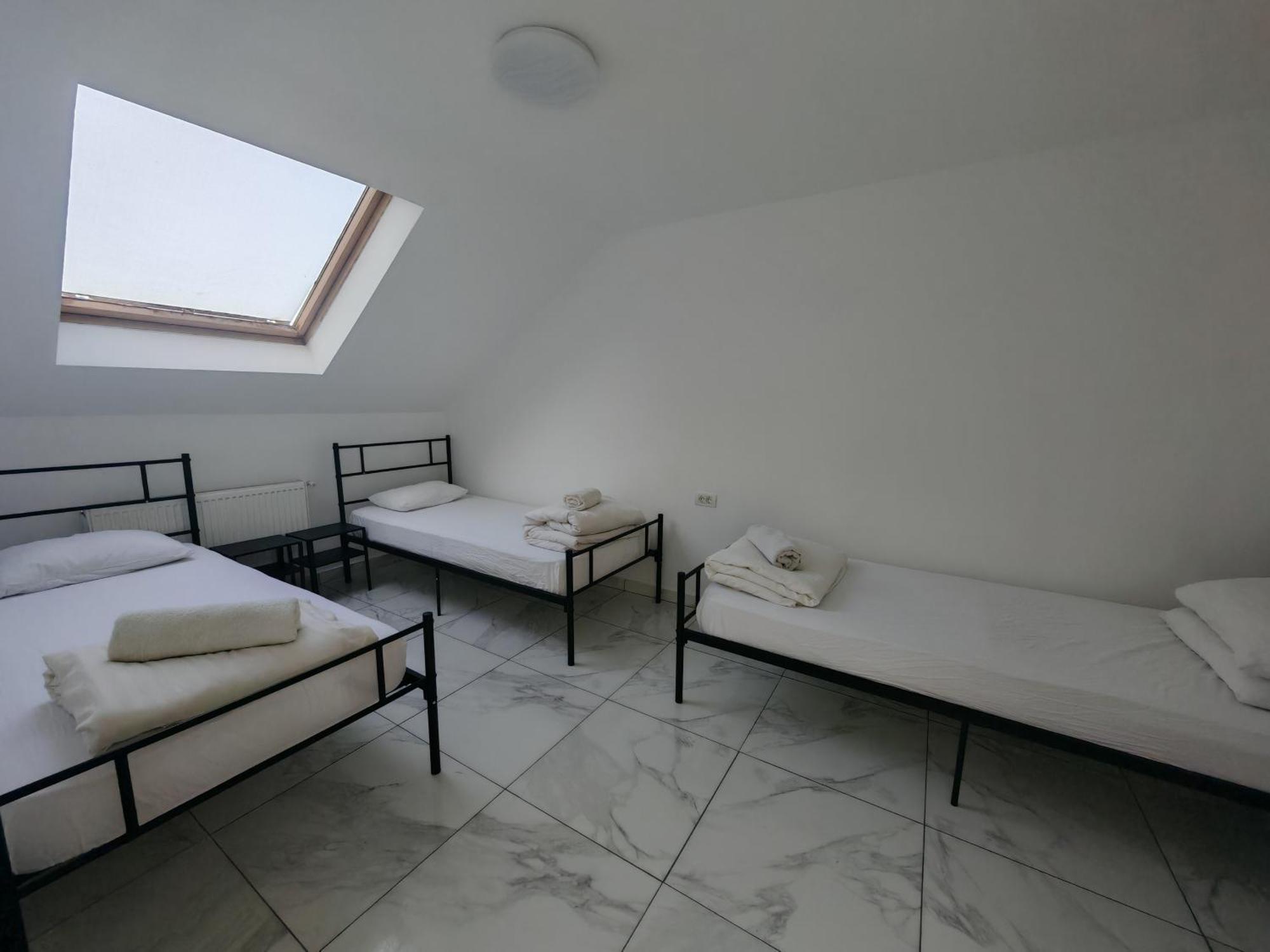 Z Villa Bucharest Luaran gambar
