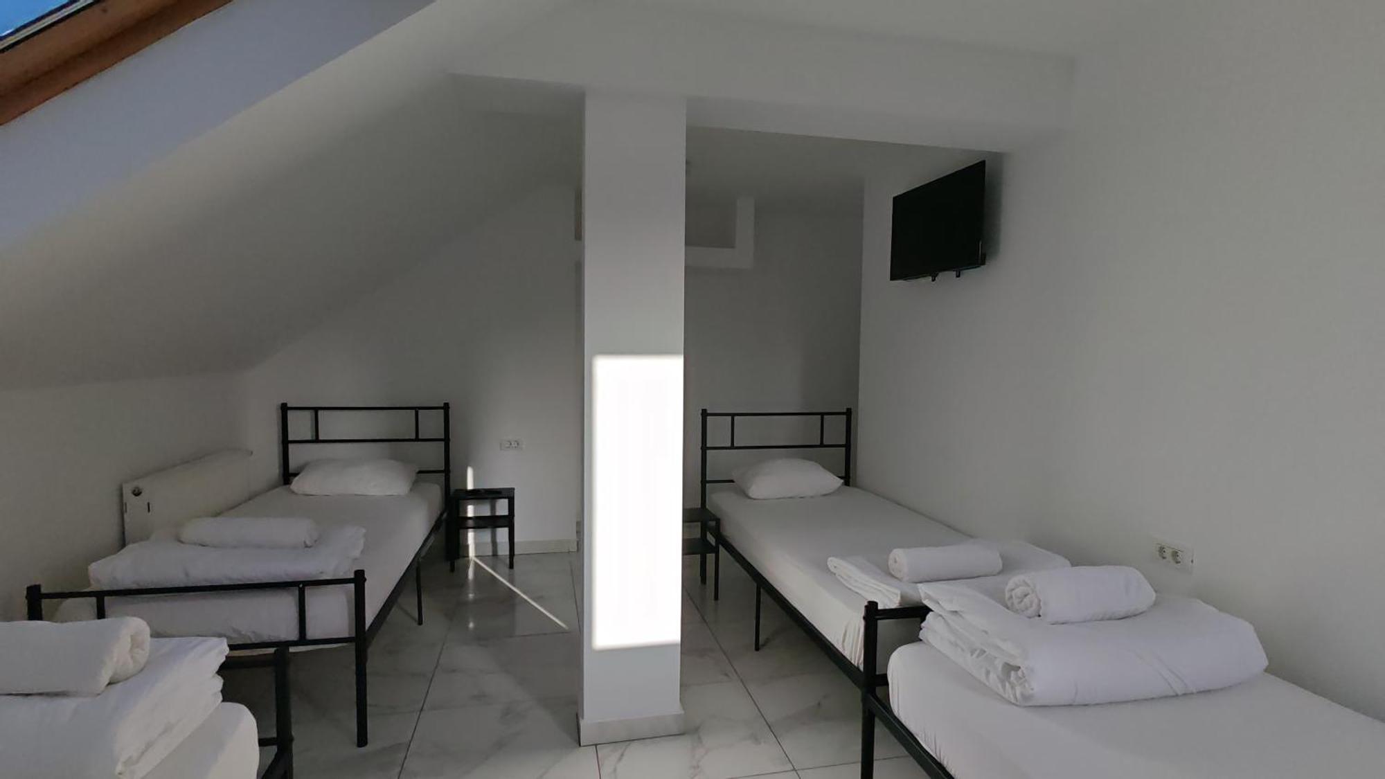Z Villa Bucharest Luaran gambar