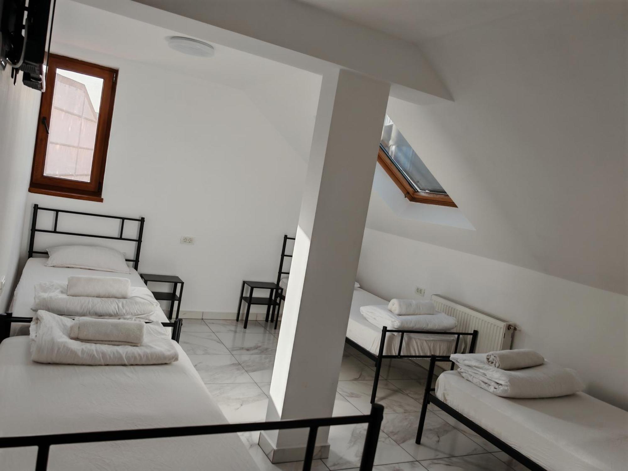 Z Villa Bucharest Luaran gambar