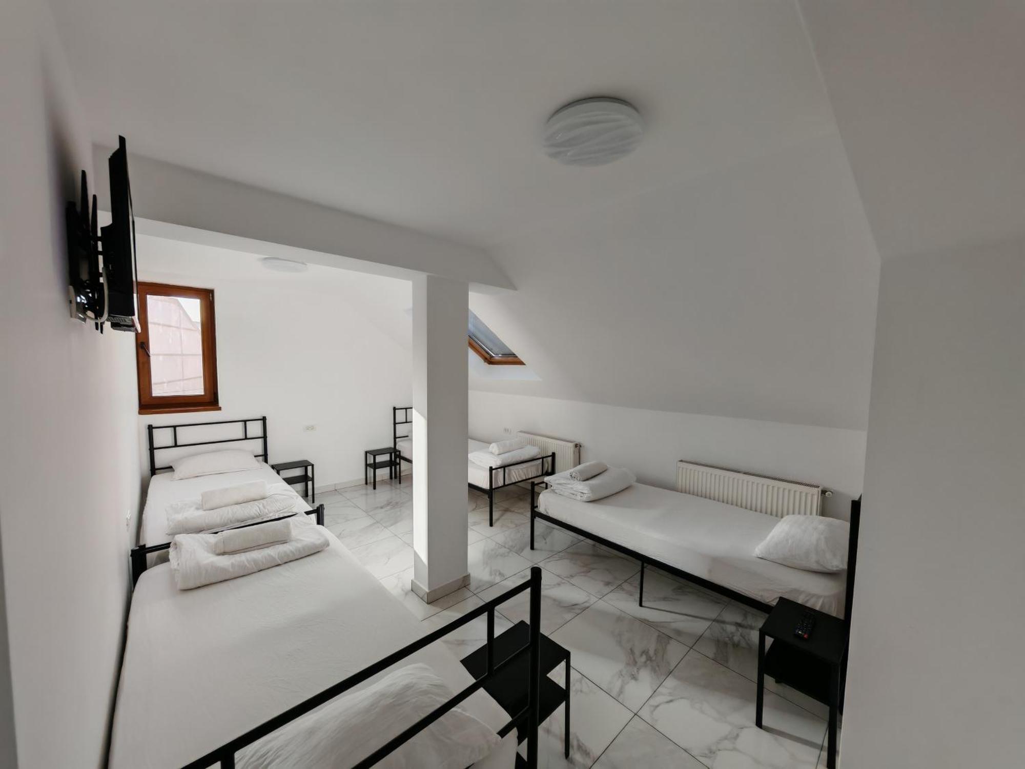 Z Villa Bucharest Luaran gambar