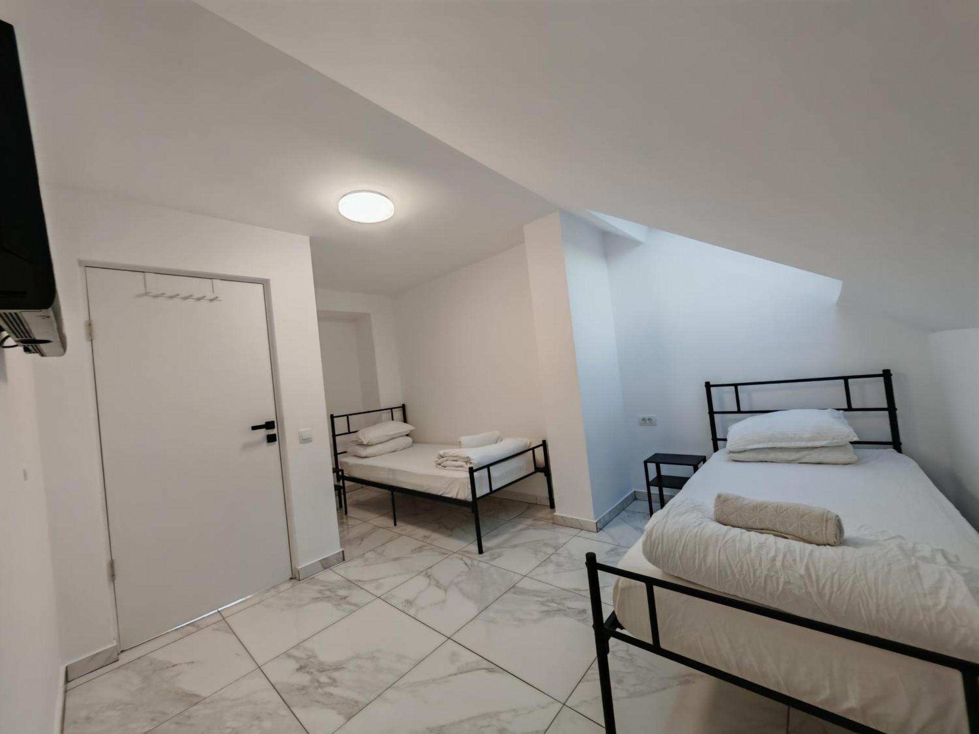 Z Villa Bucharest Luaran gambar