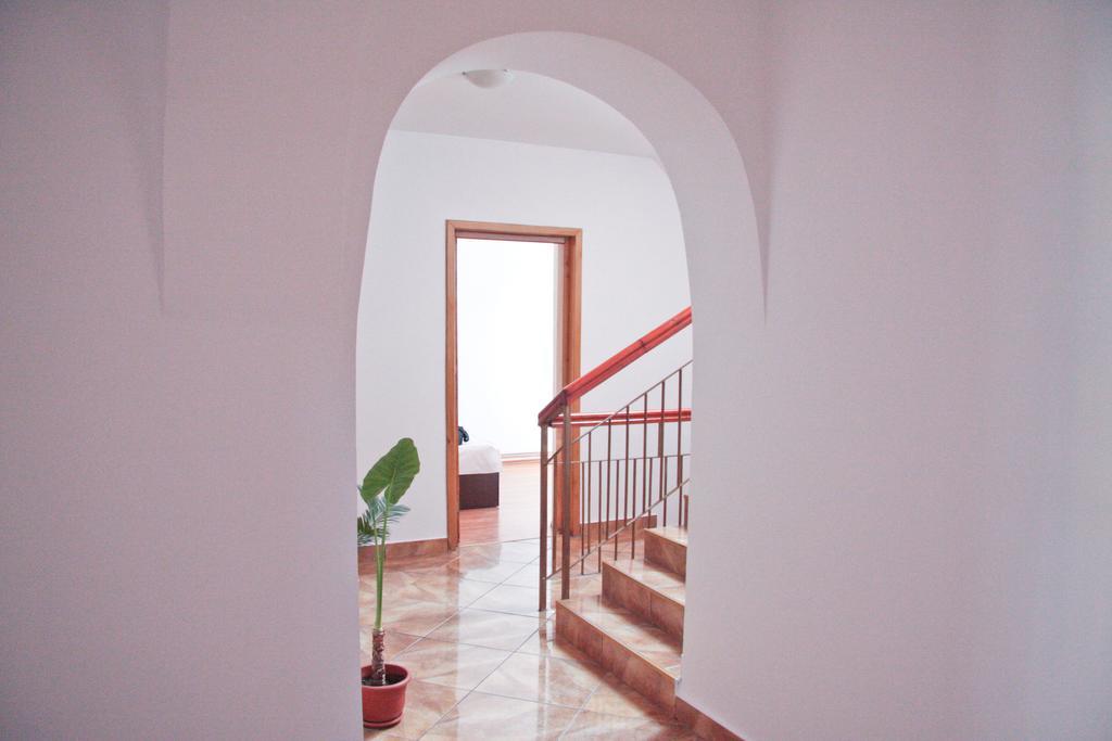 Z Villa Bucharest Bilik gambar