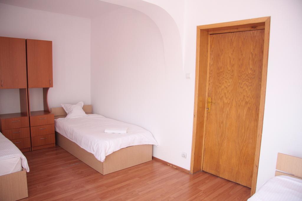Z Villa Bucharest Bilik gambar